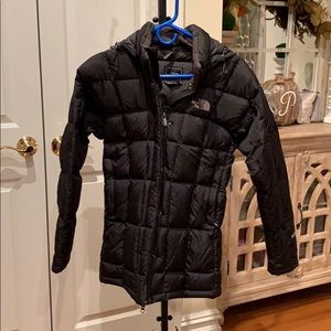 Women’s XS black puffer